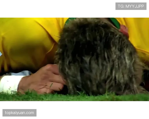 内马尔家的狗都比我家吃得好