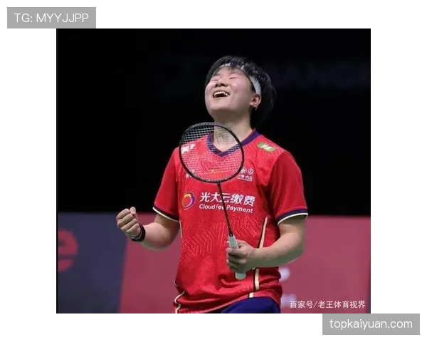 何冰娇随手背的包，抵得上我好几个月工资