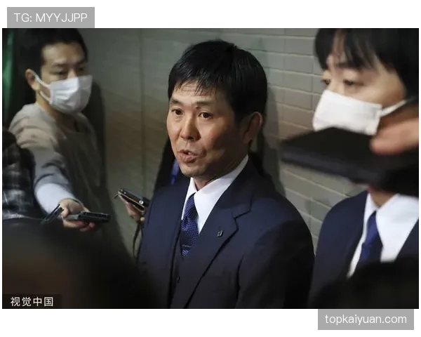 日本队主帅森保一调整阵容结构,备战世预赛呈现攻守平衡态势 日本队主帅森保一调整阵容结构,备战世预赛呈现攻守平衡态势
